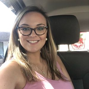 Meet your Posher, Lindsey